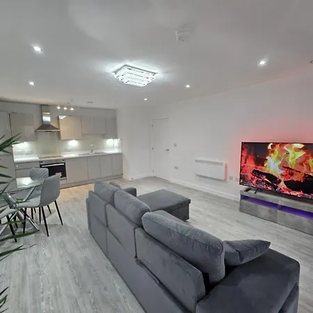 Serenity Waterfront 2 Bed Apartment Northfleet Exterior photo