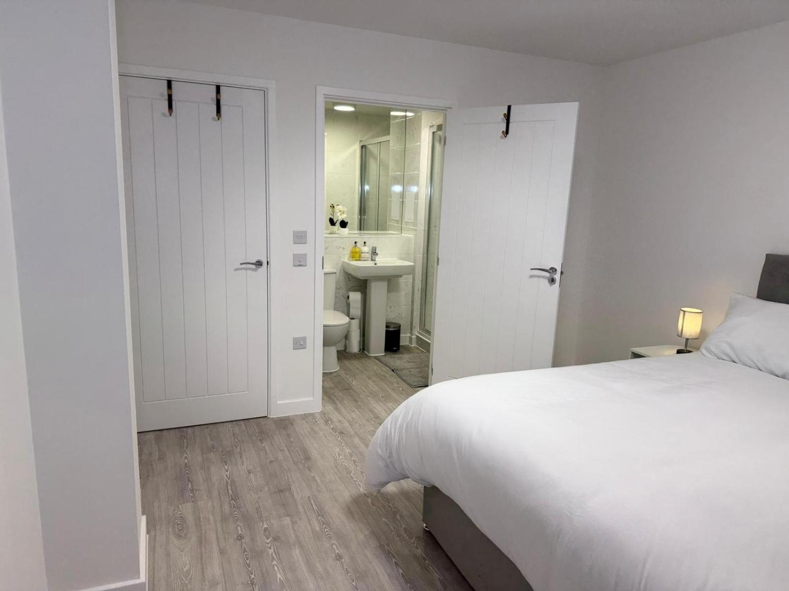 Apartment Serenity Waterfront 2 Bed