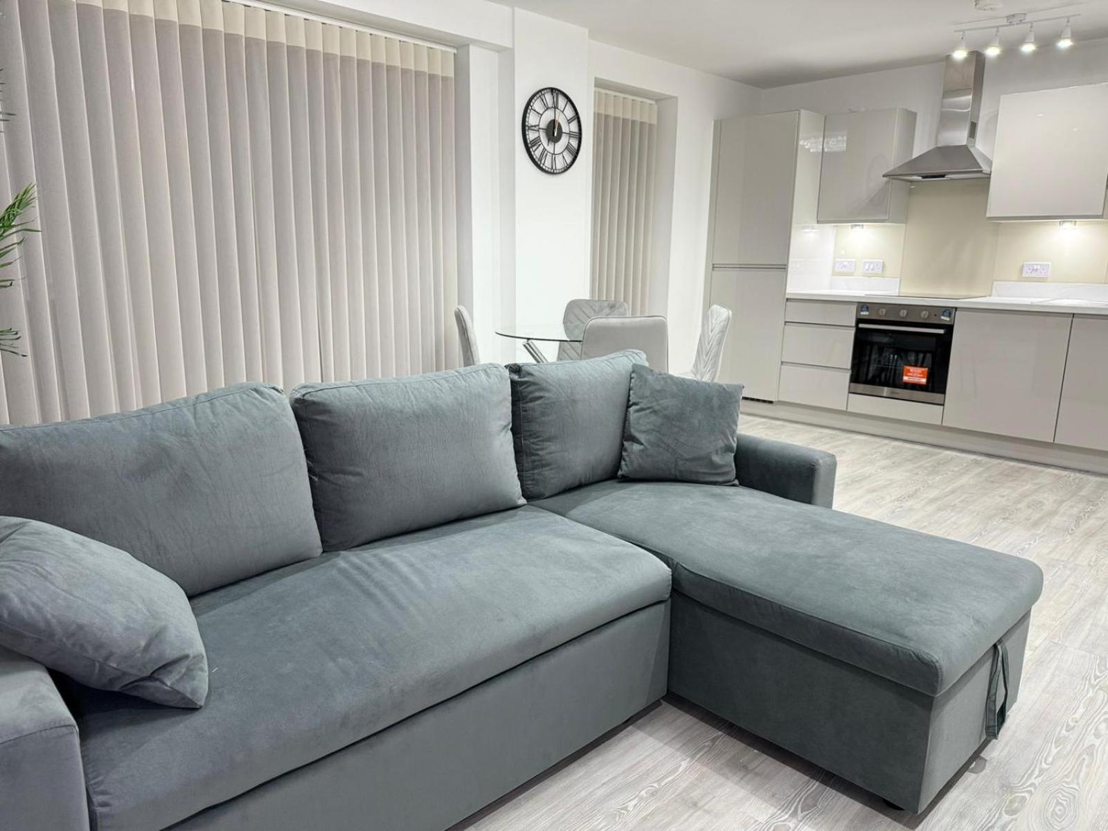 Serenity Waterfront 2 Bed Northfleet