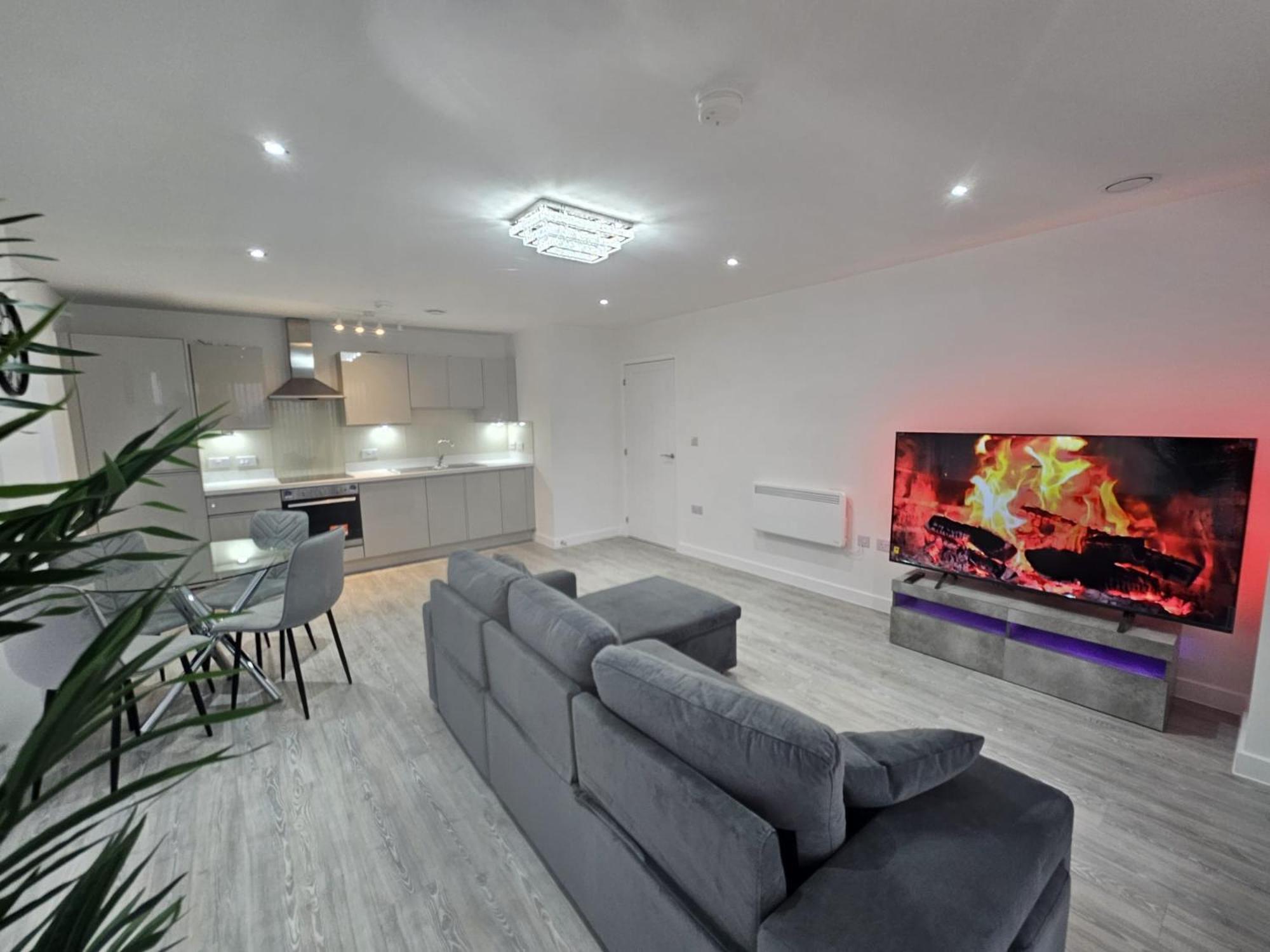 Serenity Waterfront 2 Bed Northfleet